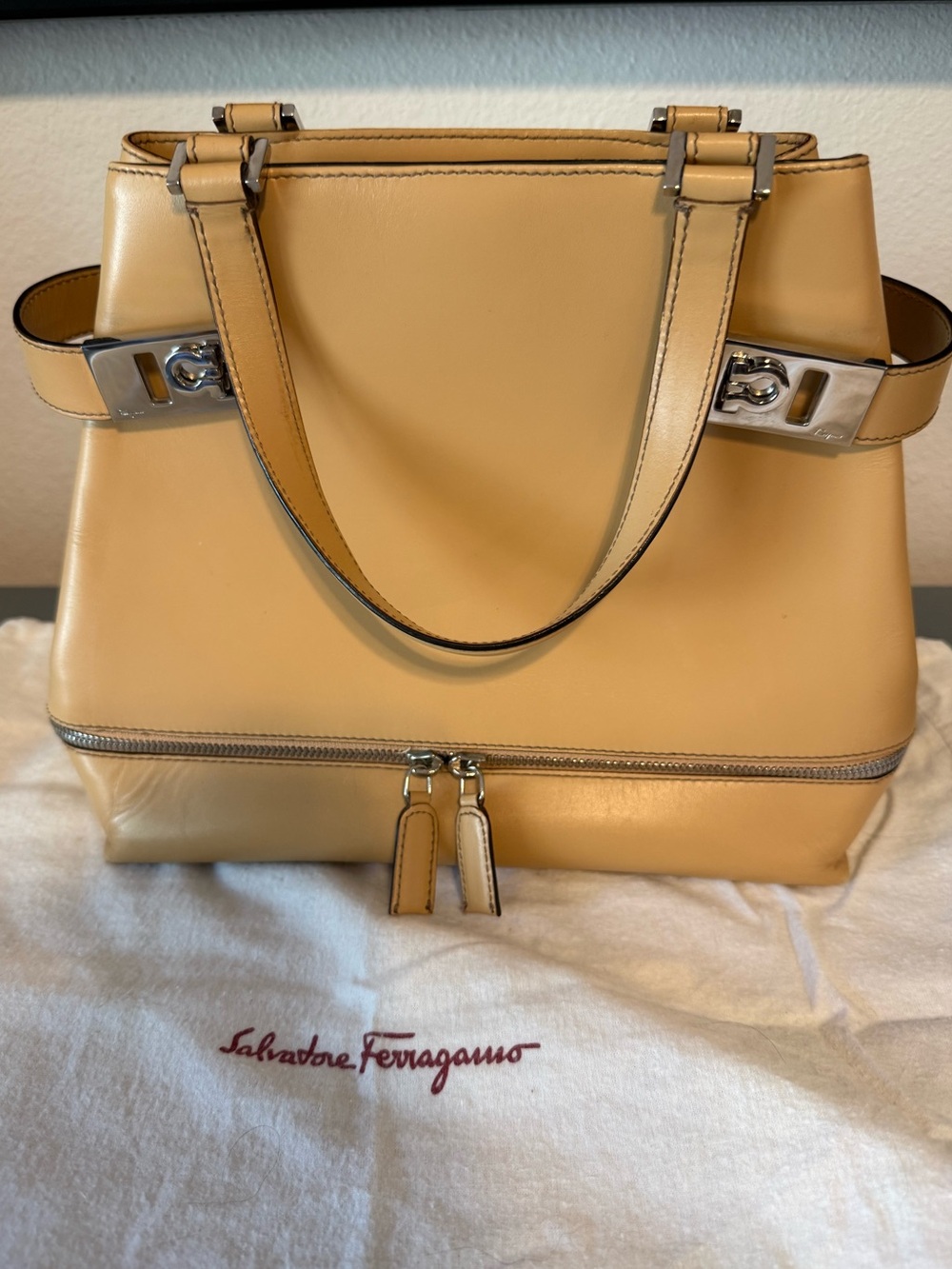 Salvatore Ferragamo Gancio Handbag/Satchel Carmel Brown Leather Satchel